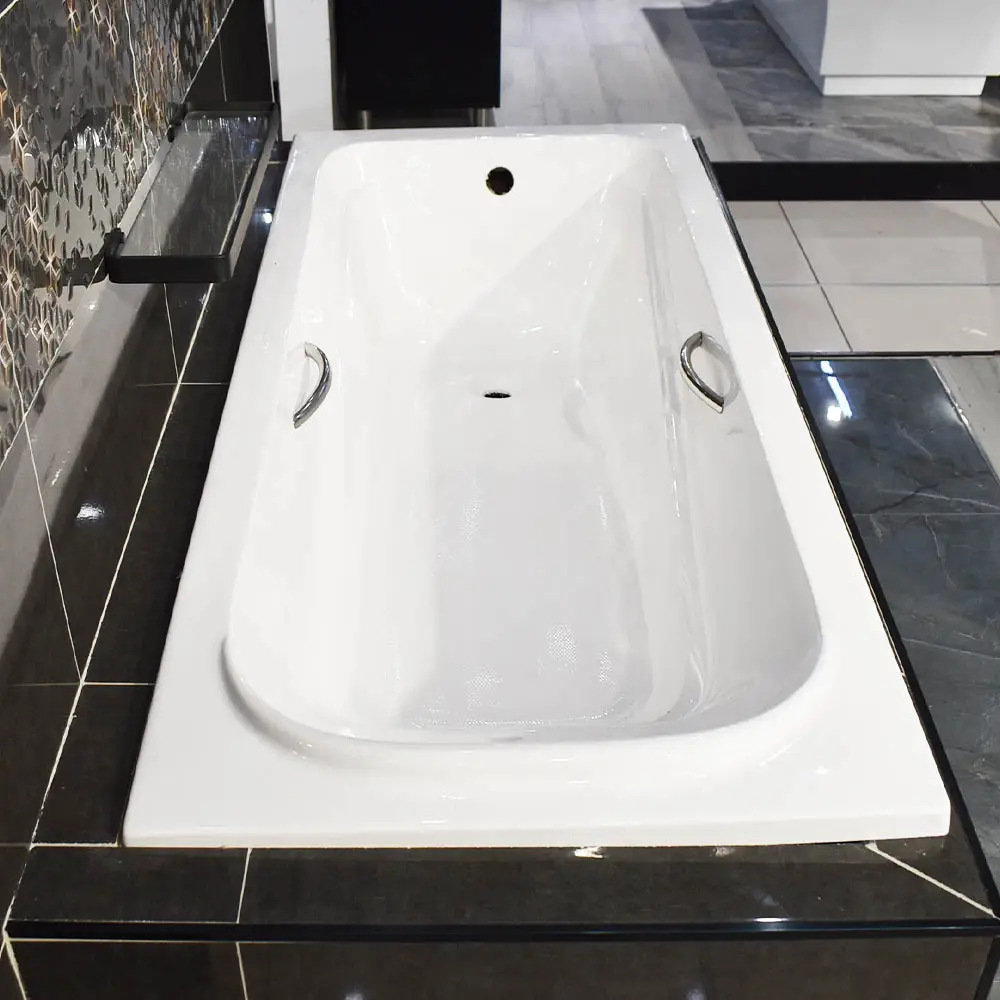 Bathtub With Handles 1700mm - Image 2